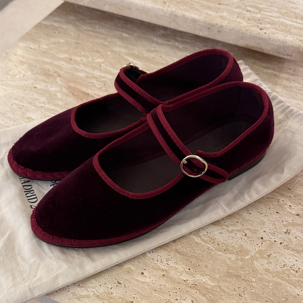 Flabelus Lucrecia Mary Jane Flats in Granate (Dark Red Burgundy)